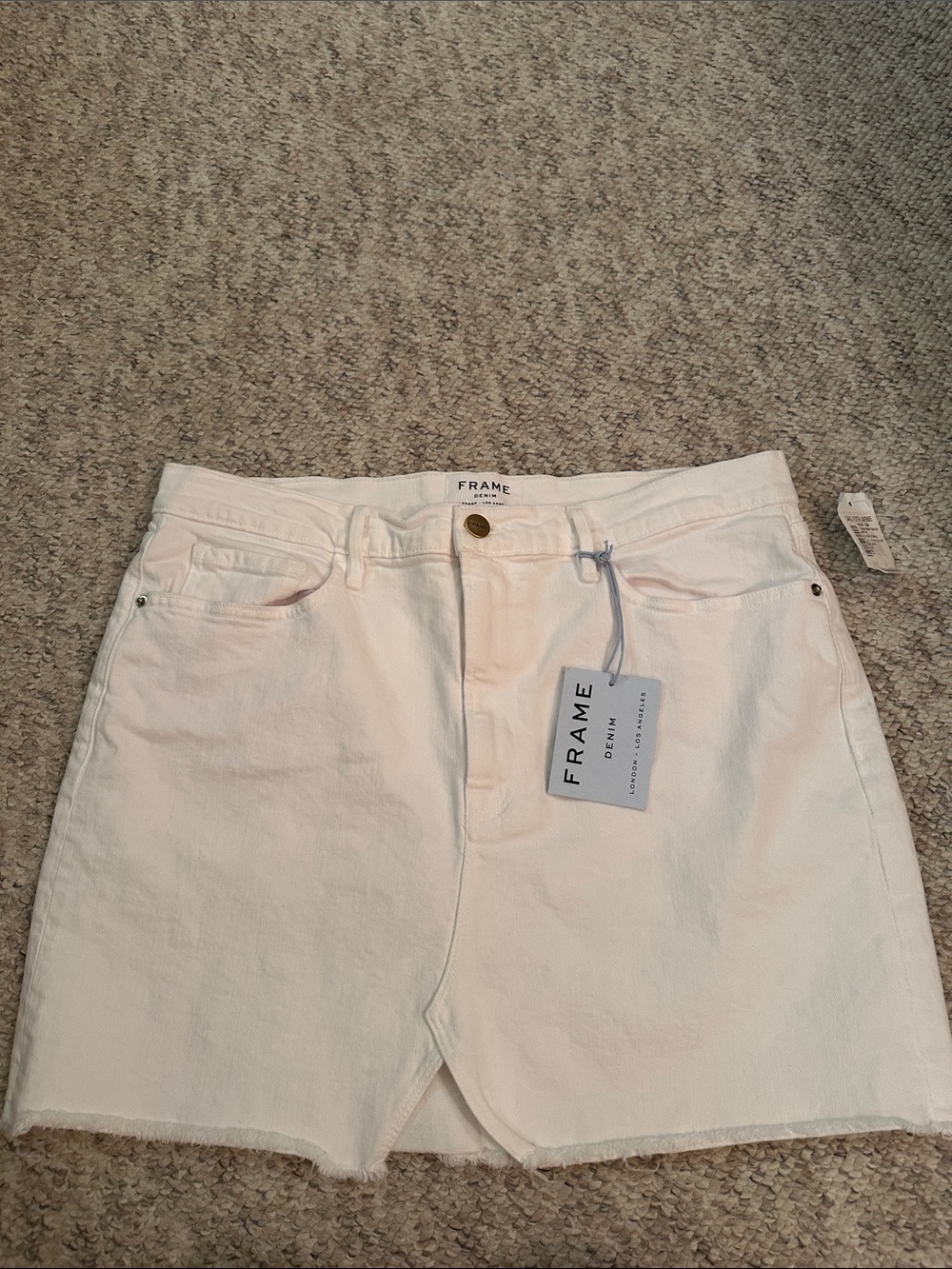 Frame New with tags Denim White Raw-Hem Denim Skirt
